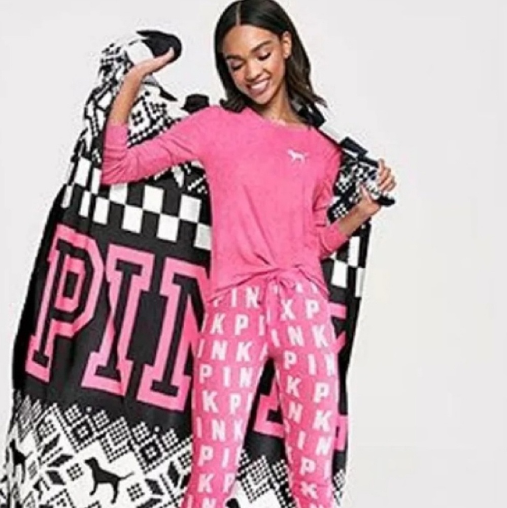 PINK Blanket